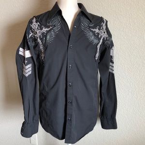 ROAR Men’s Black Button Down